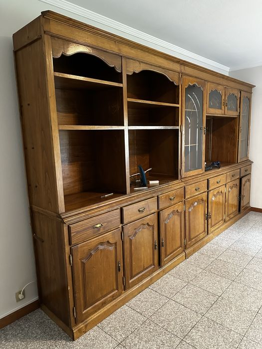 Móvel de sala / cristaleira em carvalho maciço 3,75m – excelente estado