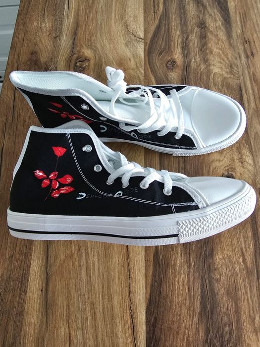 Nowe trampki motyw Depeche Mode róża, r.40