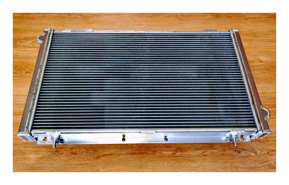 Radiador Subaru Impreza WRX GC8 STI 2.0L de 1992 até 2000