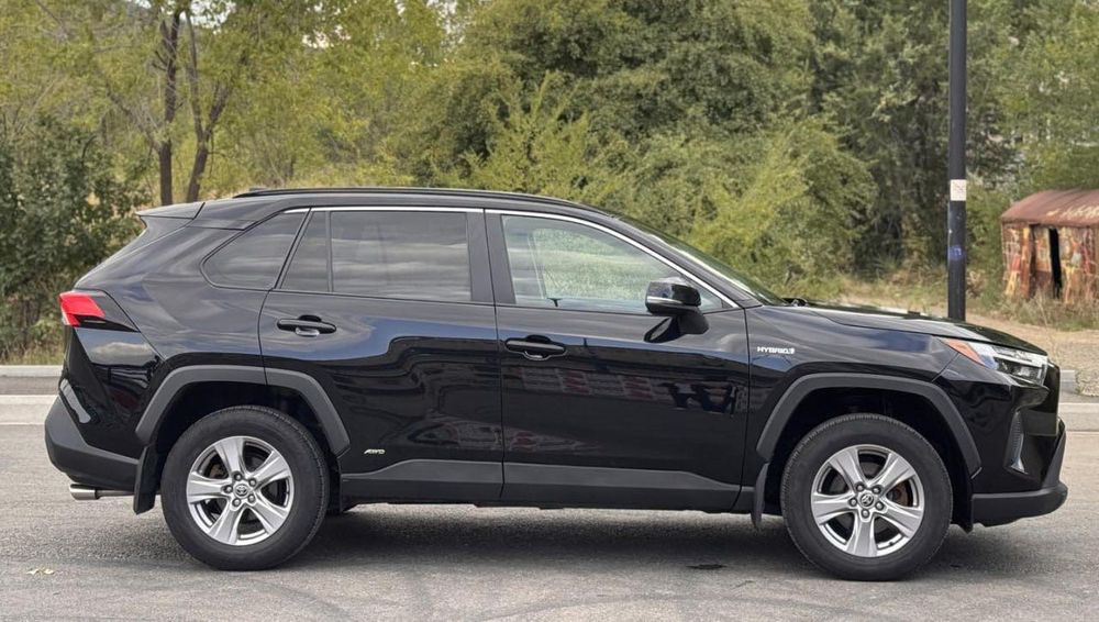 Toyota RAV 4, 2022, 2.5 гібрид