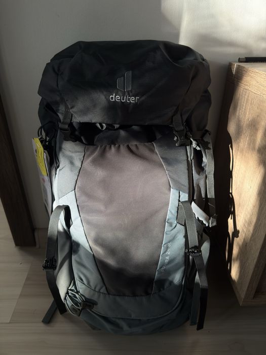 Plecak trekkingowy Deuter Futura 24 SL 24L – Nowy, oryginalny
