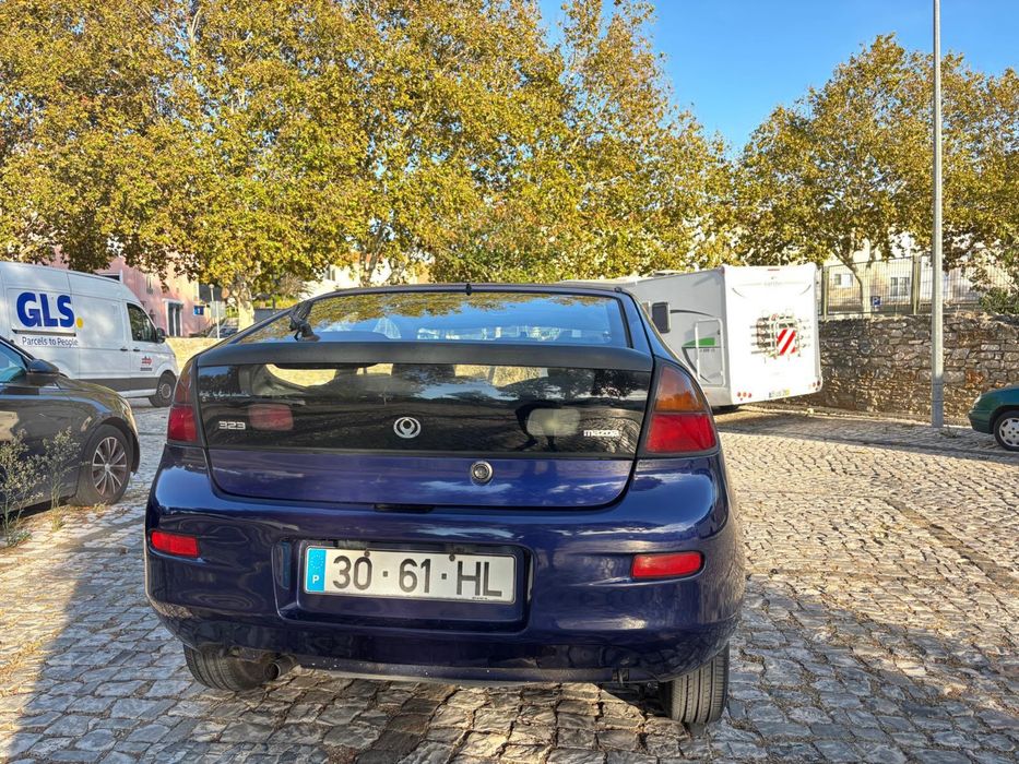 Mazda 323 Coupe 1.3 Gasolina — photo 2