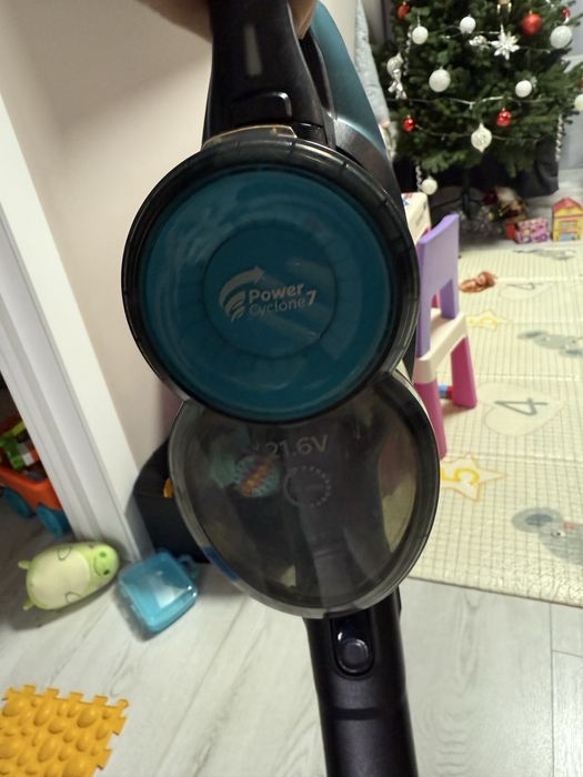 Продам пилесос philips power cyclone 7 21.6v speedpro aqua