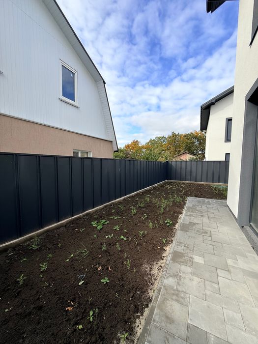 Продам Дуплекс поруч з Парком Дубки. Розвинена Локація. Без Комісії !