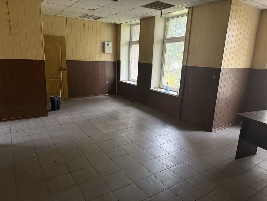 Продаж комерційноі нерухомості