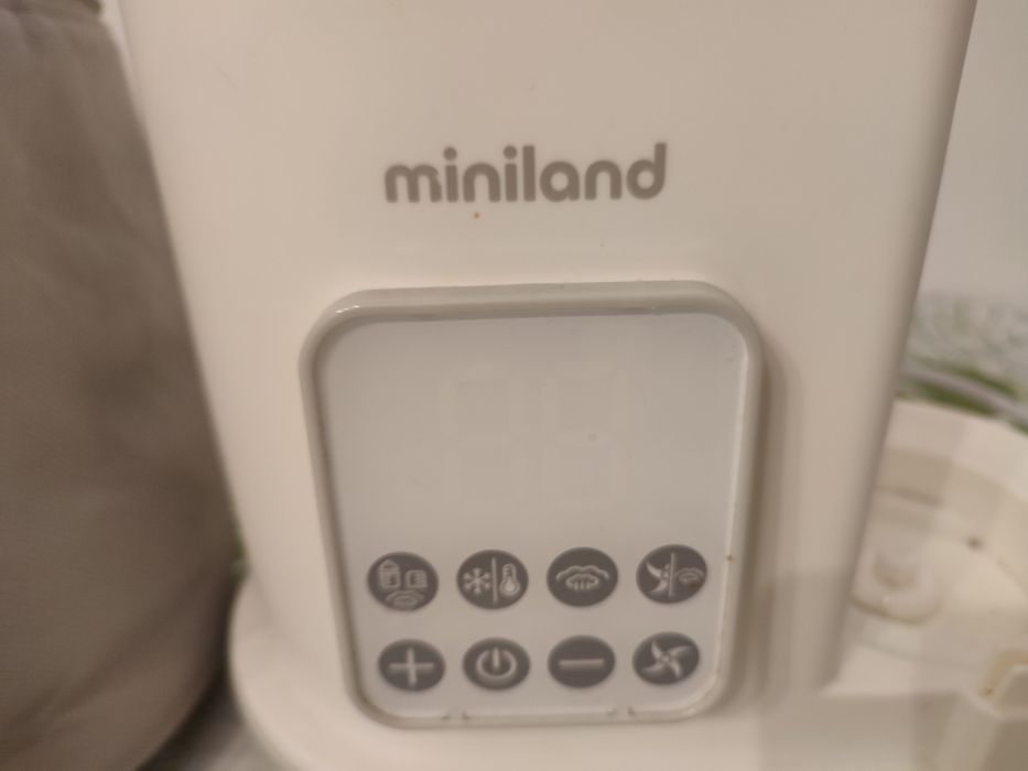 Robot 4 em 1 para bebés - esterilizador/aquecedor de biberões