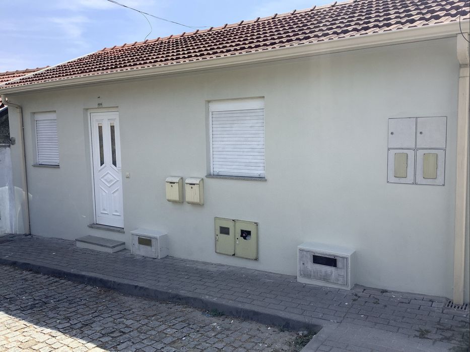Arrendo Apartamento T2 Renovado muito perto do centro da cidade - Rua da Bela Vista