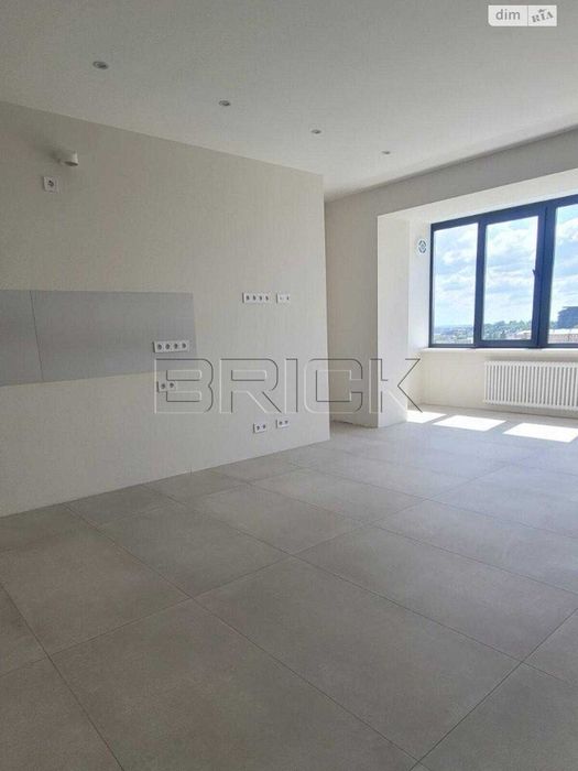 Продаж 3-к квартиру 101 кв.м Бульвар Лесі Українки 21а Ст. метро 5 хв. пішки
