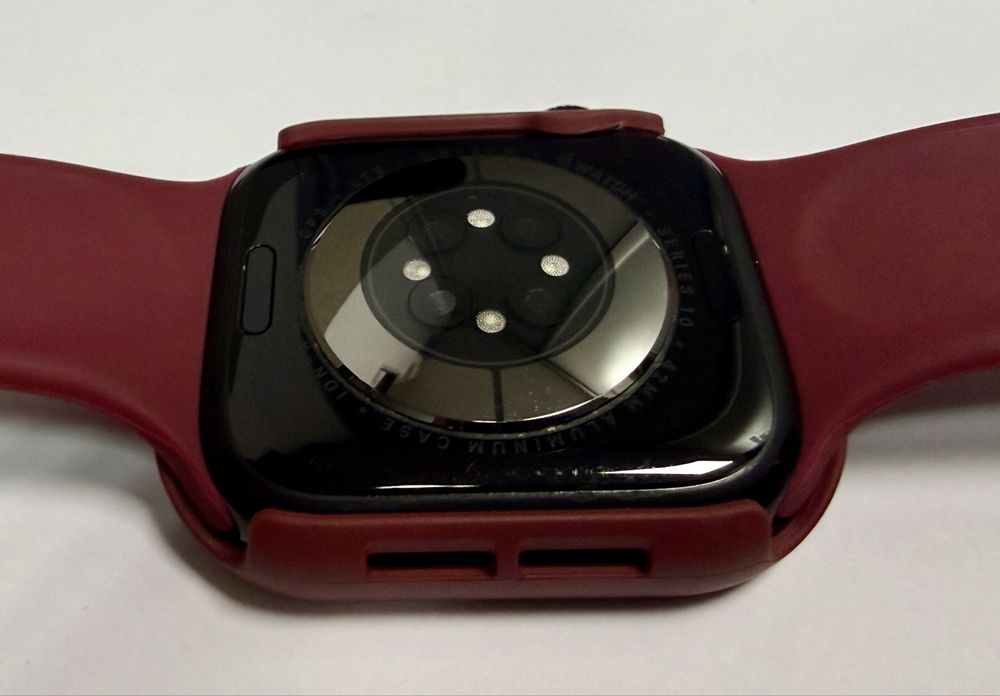 Apple Watch Series 10 GPS+Cellular 42mm Aluminium Onyx