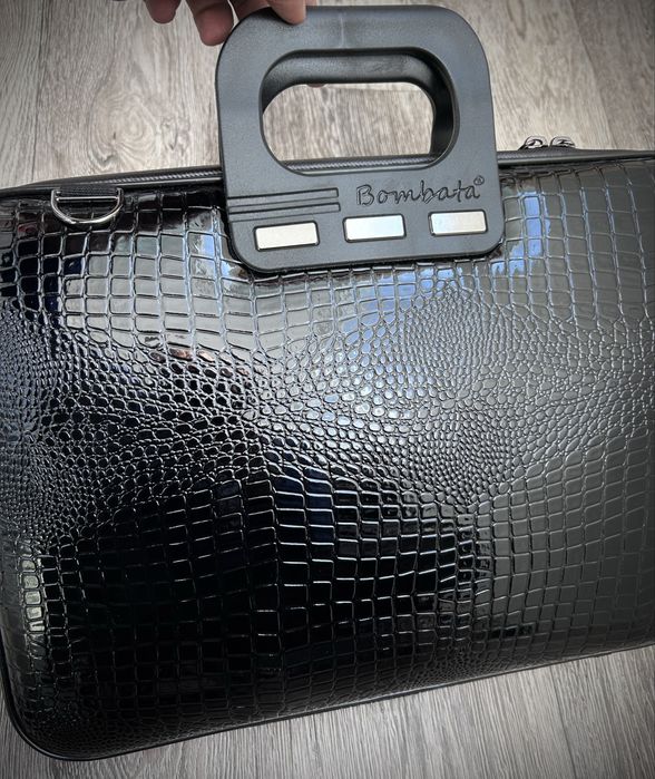 Сумка для ноутбука 15.6 Bombata Shiny Cocco Black Italy Originals