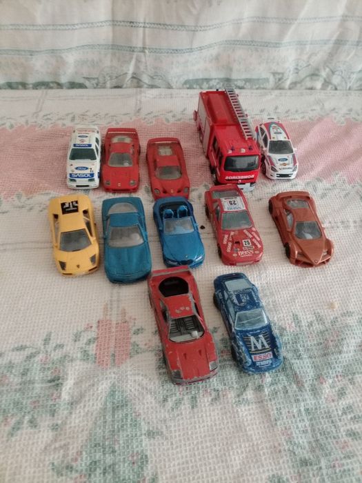 Lote de carrinhos Burago