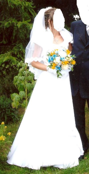 Suknia ślubna francuski gorset wyszywana spódnica