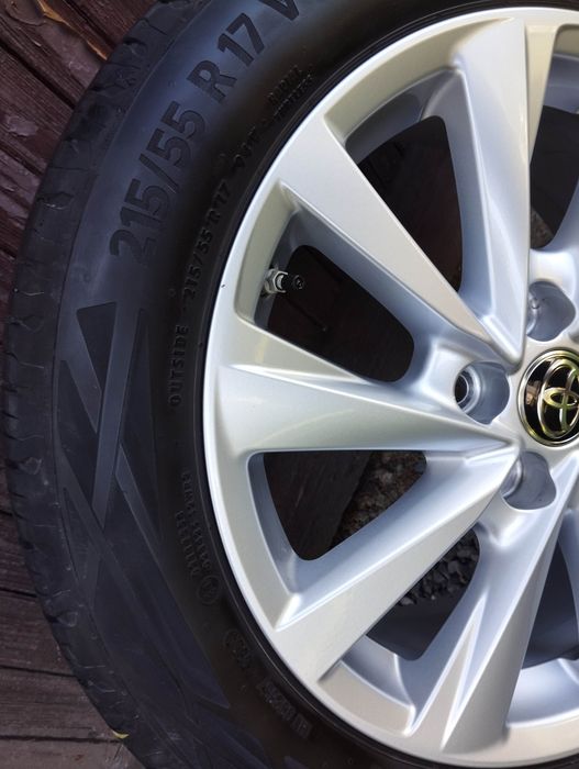 Koła Toyota Camry, czujniki, Continental nówki stan perfekcyjny