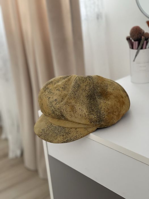 Жіночий берет утеплений