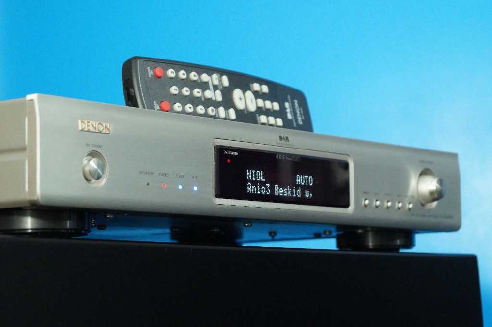 Tuner radiowy marki DENON TU-1800AE   z pilotem i kartonem GWARANCJA