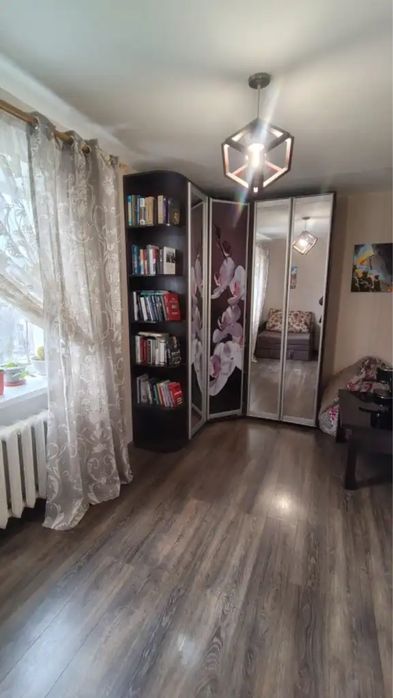 Продам 3-к квартиру с ремонтом Левый берег проспект Слобожанский