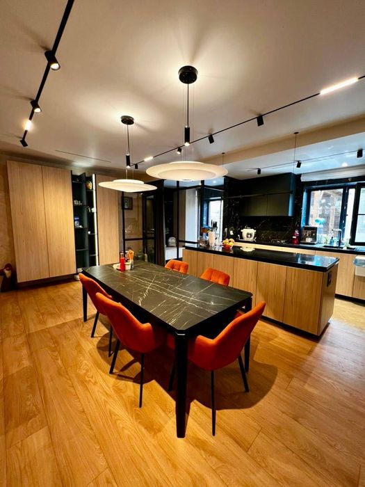 Продам 5к квартиру 190м 235.000$