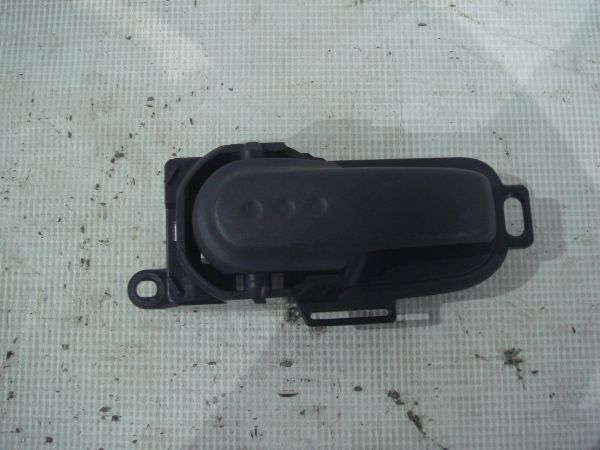 Manípulo Int Porta Fr Esq Nissan Micra Iii (K12)