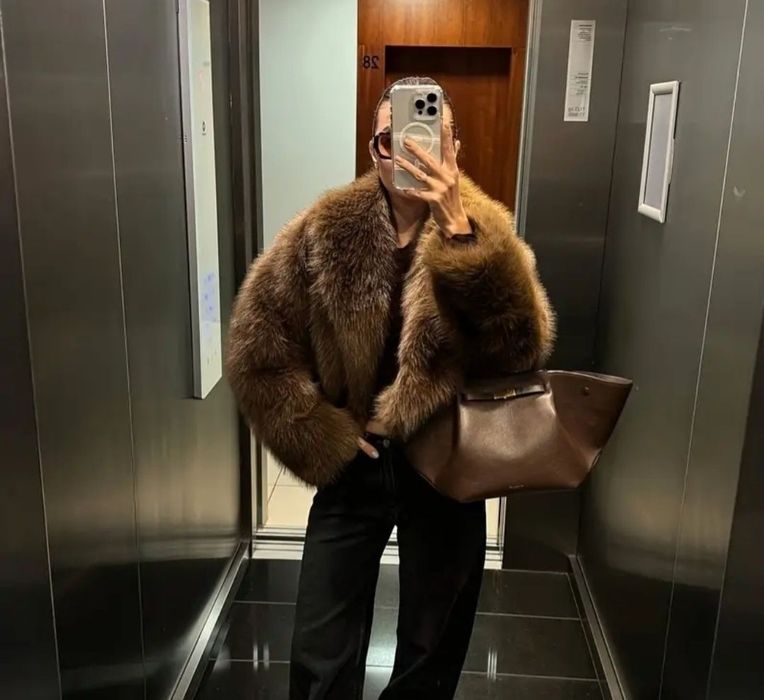 Nowe czekoladowe brązowe viralowe futerko damskie S