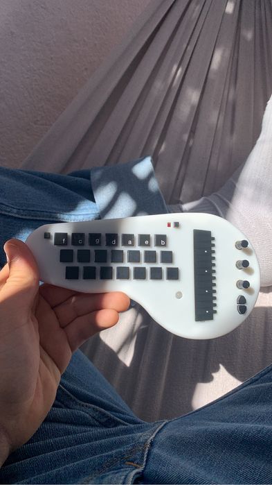 Sintetizador Minichord