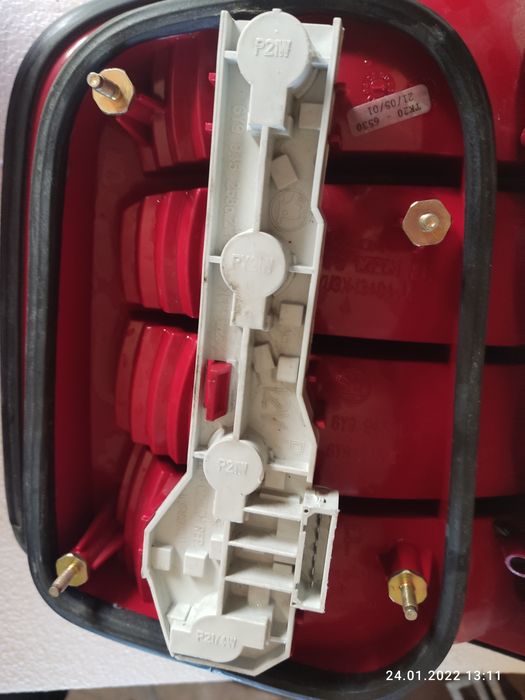 Задні фонарі шкода