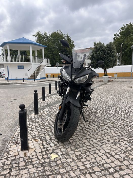 Tracer 700 all black