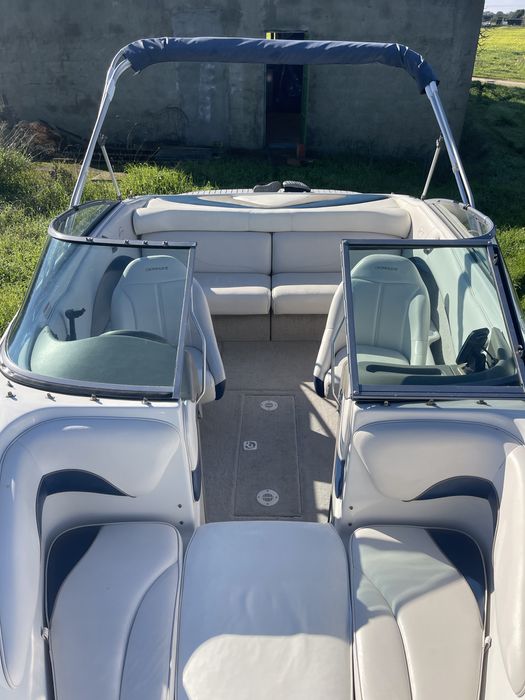 Crownline 192, Penta Volvo 4.3, 190 CV com atrelado