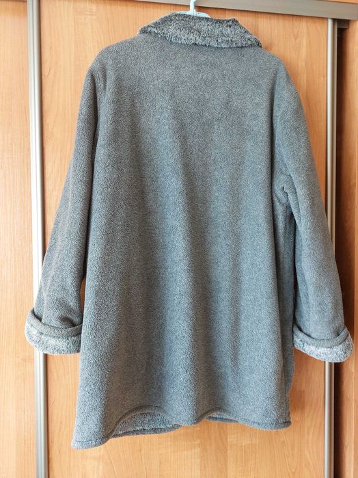 Lekka szara kurteczka - przejściówka