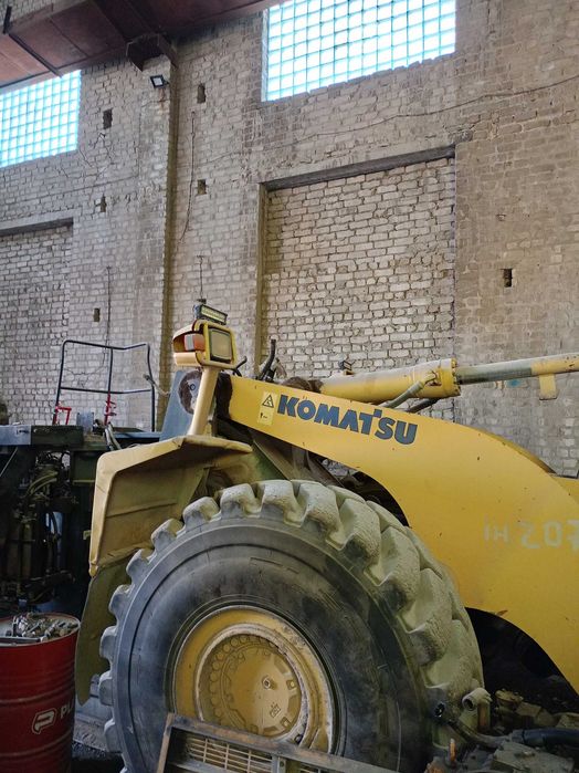 Фронтальний навантажувач Komatsu WA500-6 2008  р.в.  Під відновлення.