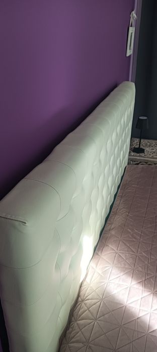 Cama casal com colchão