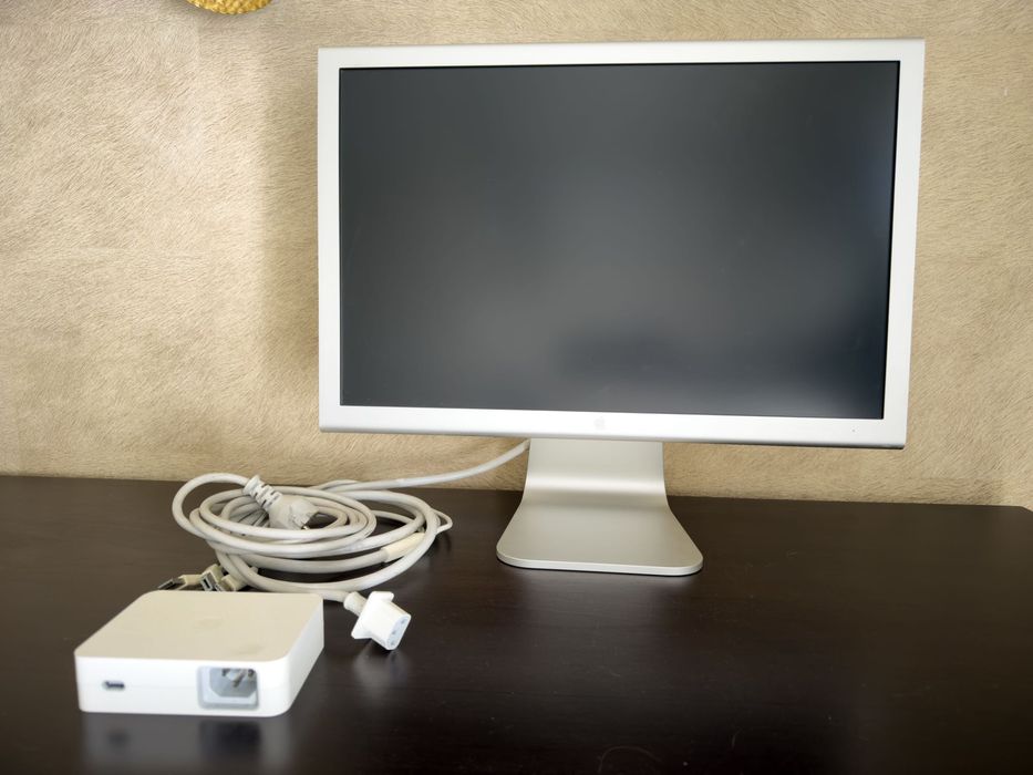 Monitor Apple Cinema Display 20''