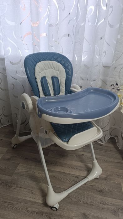 Столик для годування Carrello Toffee