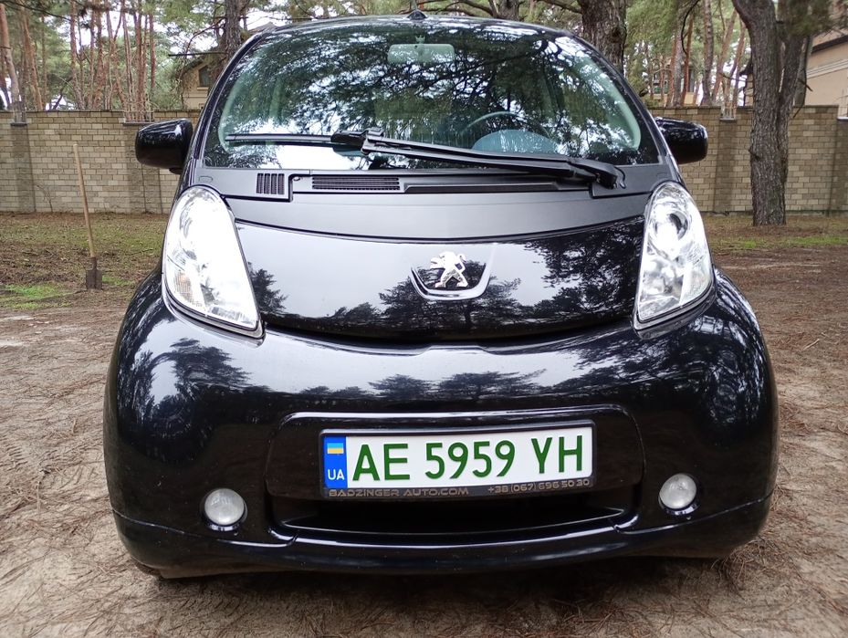 Peugeot ION электромобиль