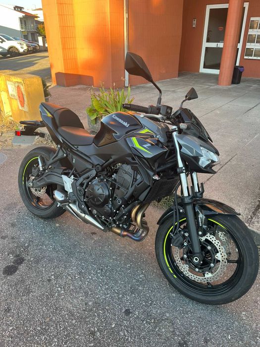 Kawasaki Z650 -Como Nova