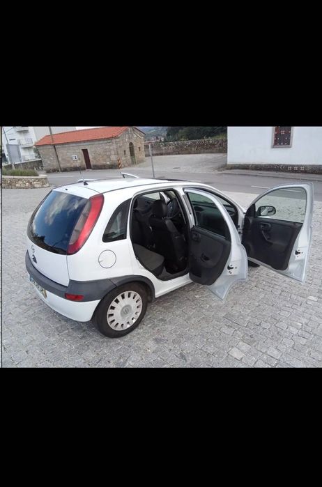 Opel corsa C 1.7
