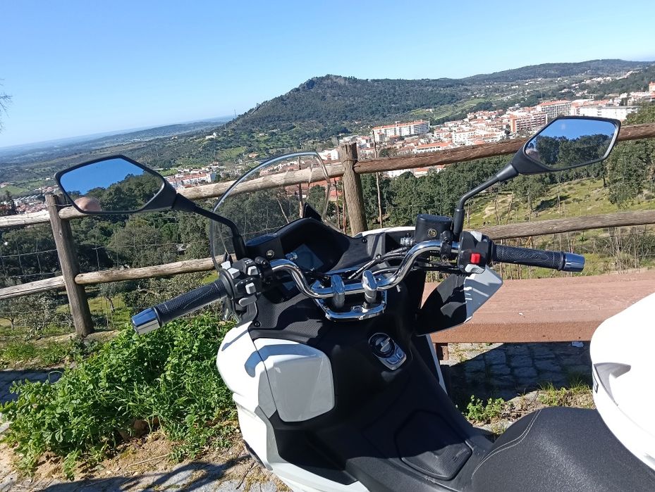 Scooter 125 como nova