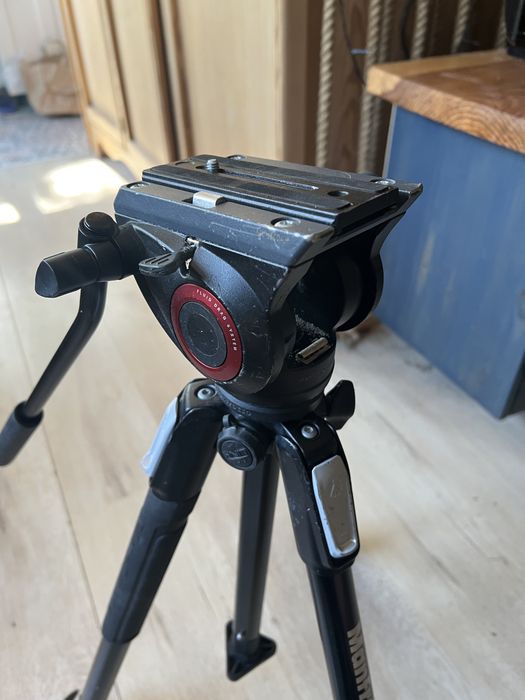 Statyw Manfrotto 190x + głowica Manfrotto MVH 500 AH