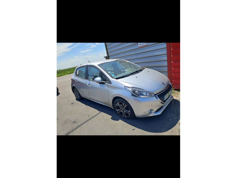Lote Peugeot 208 e Citroen C3 1.4 hdi acidentados
