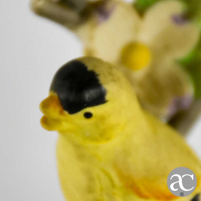 Figura de pintassilgo em biscuit, meados do séc. XX