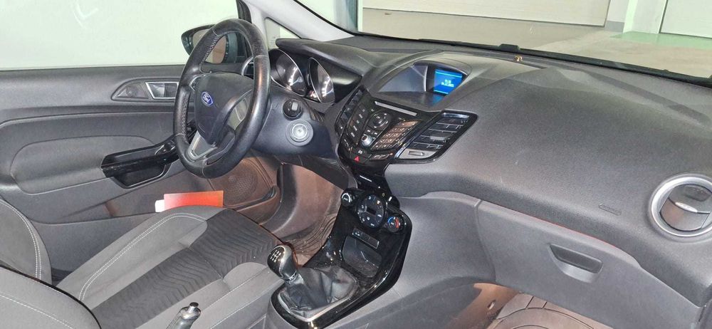 Ford Fiesta Titanium