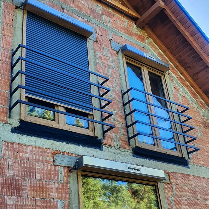 Balkon francuski, barierka na okno, portfenetr, balustrada