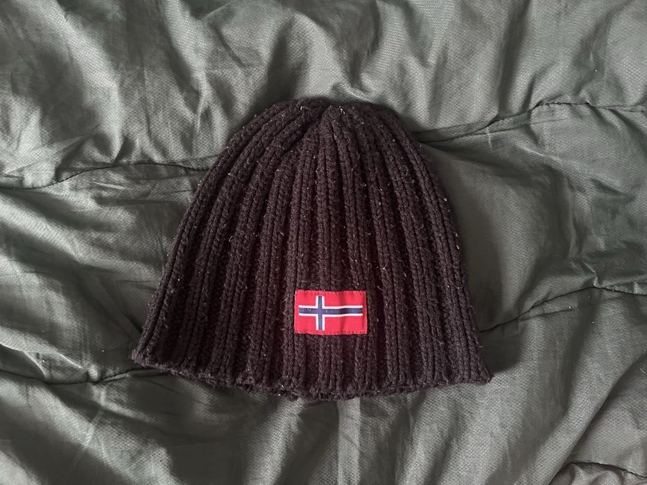 Оригинальная теплая зимняя мужская шапка Napapijri