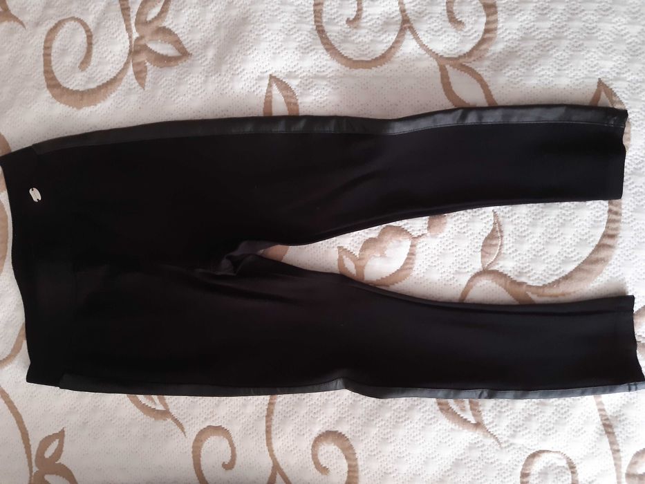 Calças pretas menina tam 5