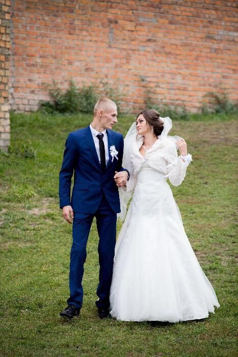 Весільна сукня