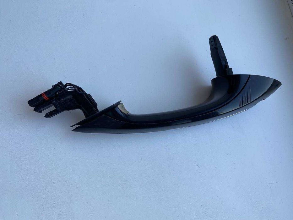 Ручка двери передняя левая BMW F10: 1 300 грн. - Ручки дверей та салону ...