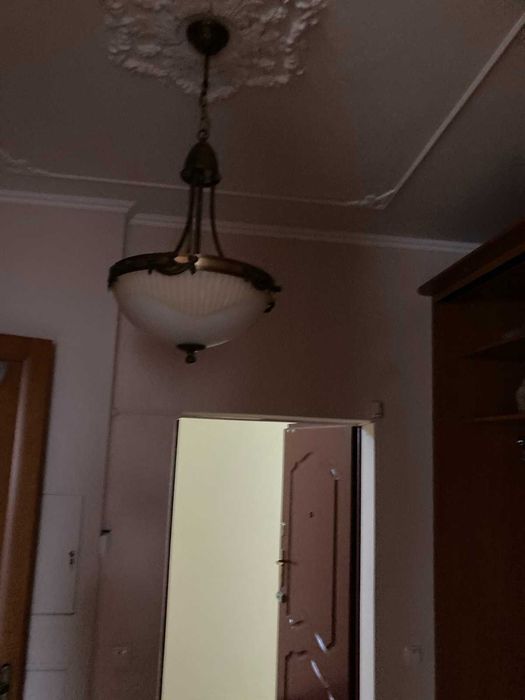 Шикарні люстри і бра бронзові Італія в чудовому стані