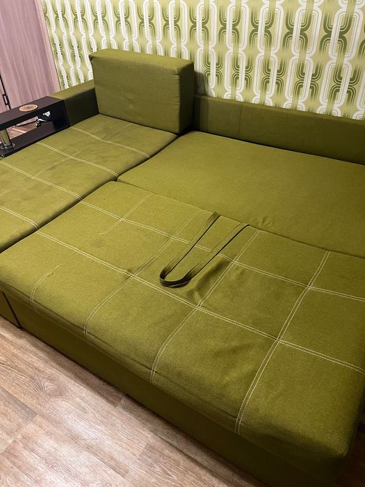 Продам диван недорого