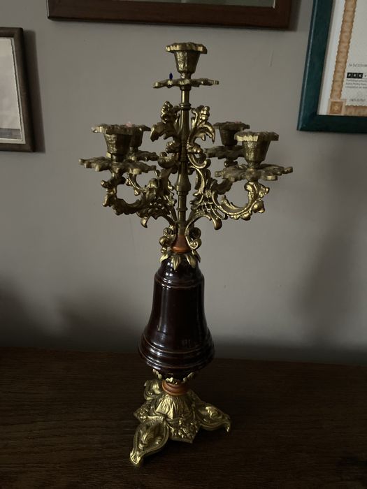 Piękny stary świecznik pięcioramienny