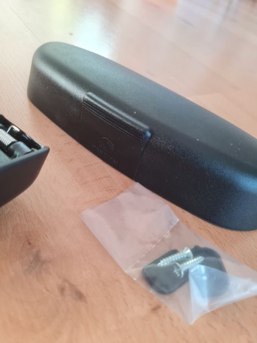 Schowek na okulary samochodowy