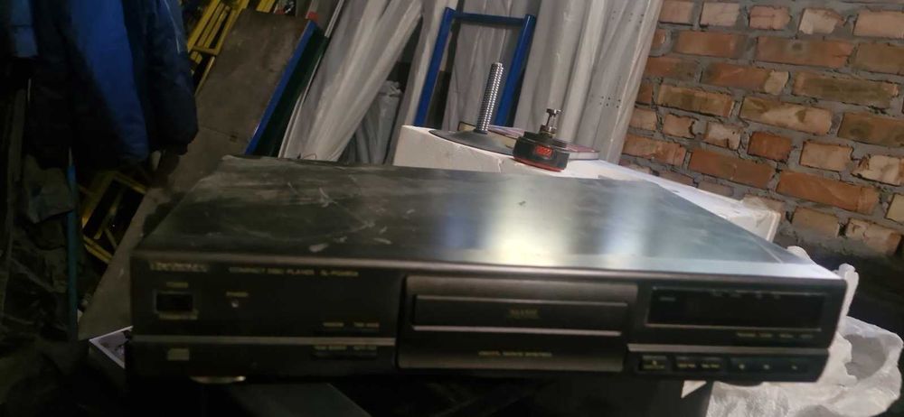 Проигрыватель компакт-дисков TECHNICS SL PG480A Оригинал исправен